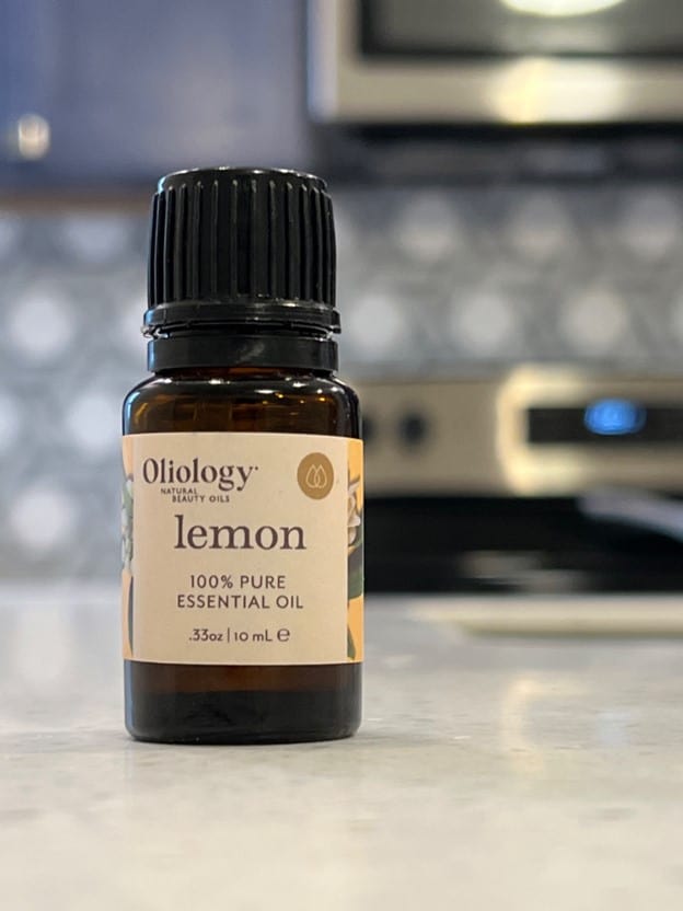 Can Lemon Essential Oil Lighten Your Skin