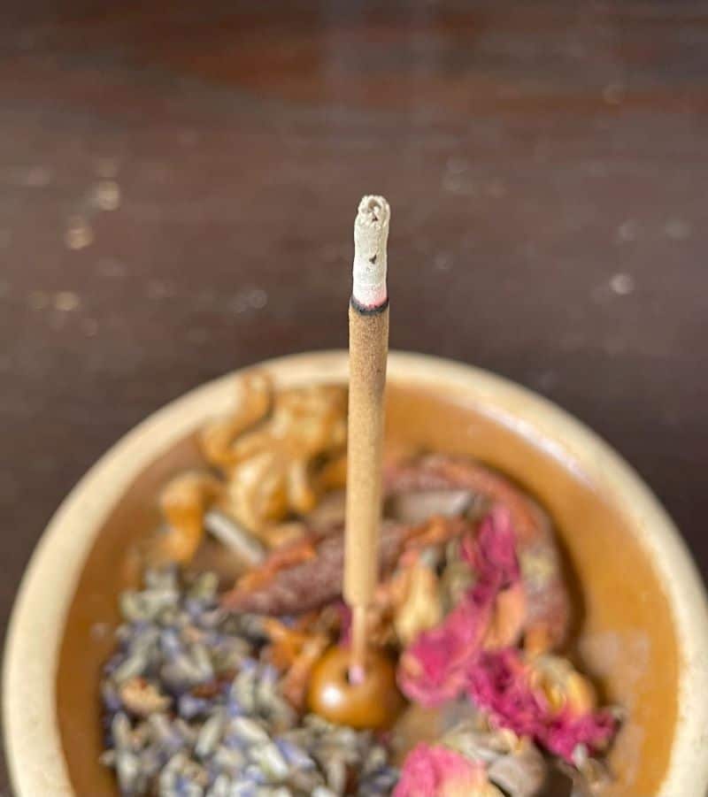 D​oes Incense Keep Bugs Away